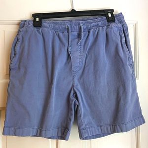 Blue Vineyard Vines short Size M